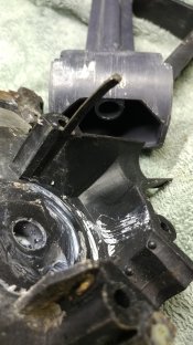 Lift arm leak area 1.jpg