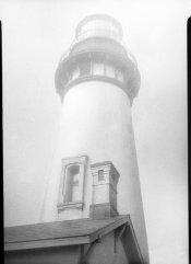 Yaquina Lighthouse 1.jpg