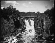 14in rapid rectilinear - falls.jpg