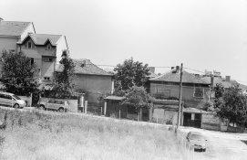 img033.jpg