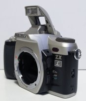 _8070001-1 crop web.jpg