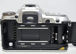 _8070007 crop web.jpg