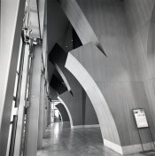 Disney Theater 005.jpg