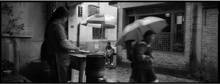 lijiang street trio.jpg