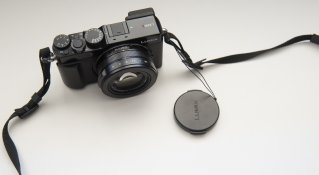 LumixLX100M2-2.jpg