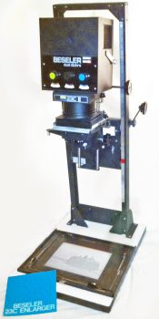 enlarger-only-20111101_-028_592x1182.jpg enlarger-only-20111101_-028_592x1182.jpg