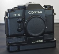 _7060003-1 crop web.jpg