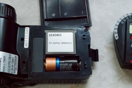 Sekonic_L758DR_internal.jpeg