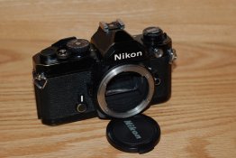 Nikon FM Front.jpg