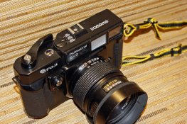 Fuji GW690II 4.JPG
