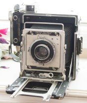 Graflex Speed Graphic 4x5 Camera.jpg