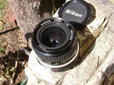 nikkor28-0.jpg