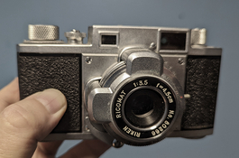 Ricoh35_1.jpg