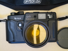Fuji690.2.JPG
