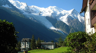 640px-Mont_Blanc_depuis_Chamonix.jpg