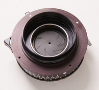 Goerz12%22RedDotArtar_05.jpg