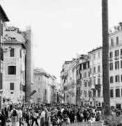 foot traffic Rome.jpg foot traffic Rome.jpg