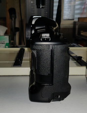 EOS-1V_a.jpg