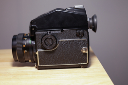 Mamiya645-3.jpg