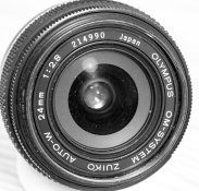 Zuiko24-1.jpg