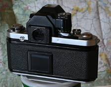 Nikon_F2S_back-closed_1024.jpg