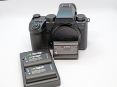 Lumix S5iix 11.JPG