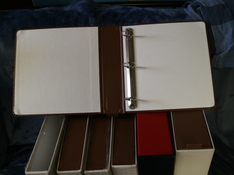 Binders_2.JPG