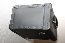 Old camera case 012.jpg