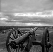 Gettysburg cannon2-p.jpg