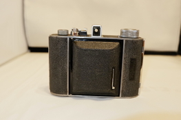 minolta closed copy.JPG