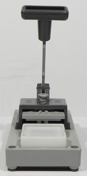 Gepe Slide Mounter front view.jpg