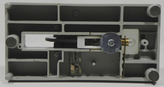 Gepe Slide Mounter bottom view cover off.jpg
