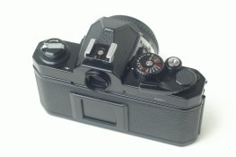 Nikon FM2 back 825.JPG
