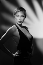 IMG_9694BWsmall.jpg