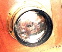 lens2_hot_lores.jpg