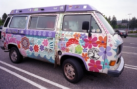 C20250531a_1984-VW-bus_Olympia_WA_resize.jpg