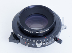 NikkorM300-01.jpg