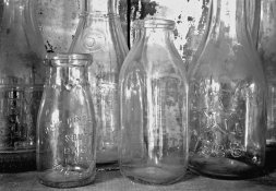 RichfieldMilkJars.jpg