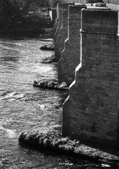 17th Century bridge over the River Tyne..jpg