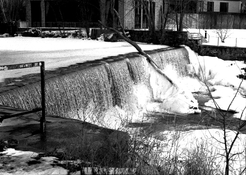 icedfallsDouble-X.jpg icedfallsDouble-X.jpg