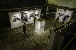 don mccullin exhibition_6608-vue.jpg