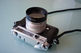 Genuine Yashica Lynx 14E Lens Shade (2).jpg