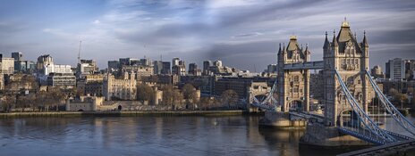 tower of london pano.jpg
