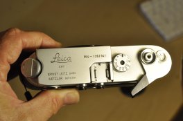 Leica_M4_03.jpg