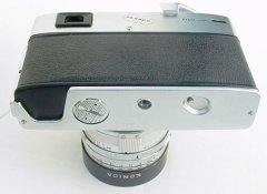Minolta 9 bottom.jpg