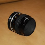 Nikon 55mm 2.8 AIS Micro 1.jpg