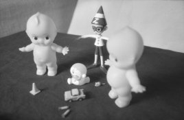 tri-x reversal single frame PQ small.jpg tri-x reversal single frame PQ small.jpg