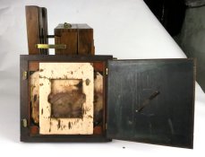camera_back_2_small.jpg