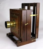 camera_left_small.jpg