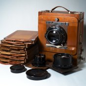 camera-FKD-13x18-met-alles.jpg camera-FKD-13x18-met-alles.jpg